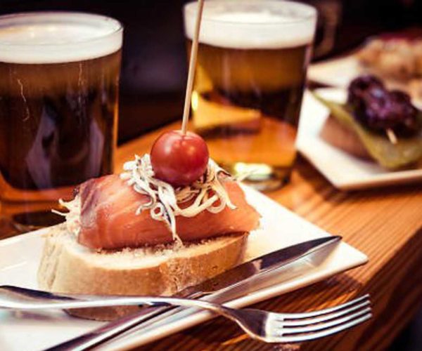 La franquicia Caña + Tapa reconvierte un local en Cáceres